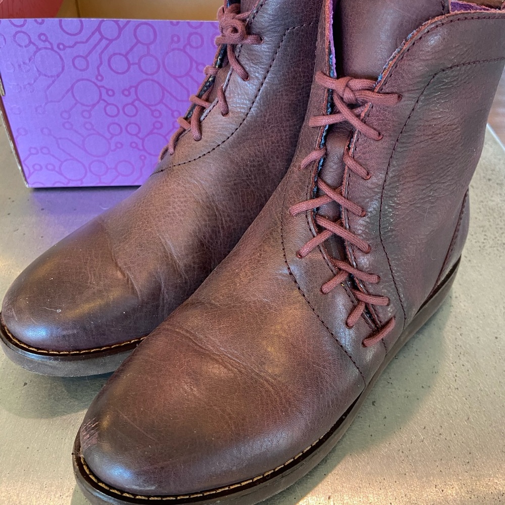 Bionica Boots